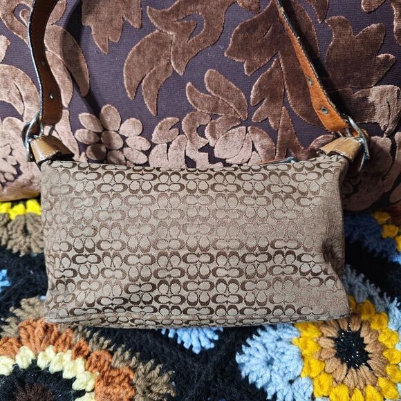 2004 Vintage y2k Coach Demi Shoulder Bag in Brown Mini Signature Jacquard Purse - Picture 3 of 8